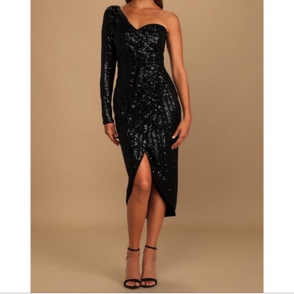 NWOT Lulus Elegant Occasion Black Sequin One-Shoulder Midi Dress Medium